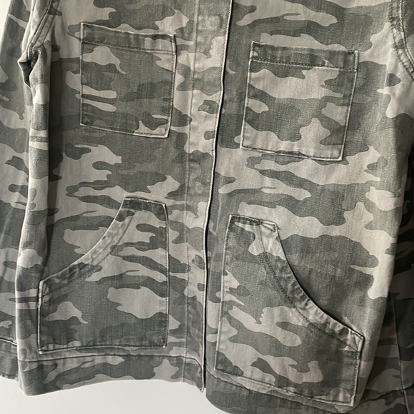 Universal jacket - Picture 2 of 6